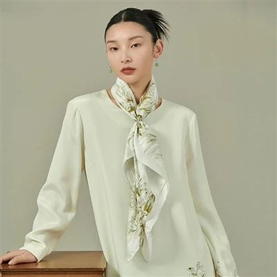 How to clean silk scarves How to clean silk scarves